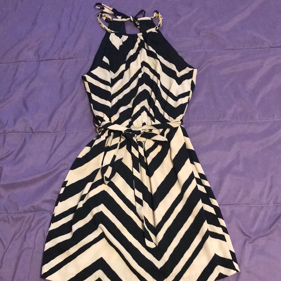 Zig zag pattern dress - Picture 4 of 4